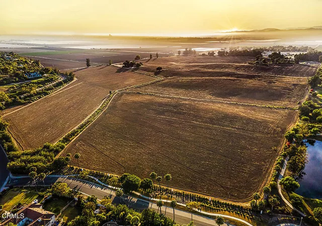 27th image of 5624 Beardsley Rd, Camarillo, CA 93010 | MLS# V1-23559