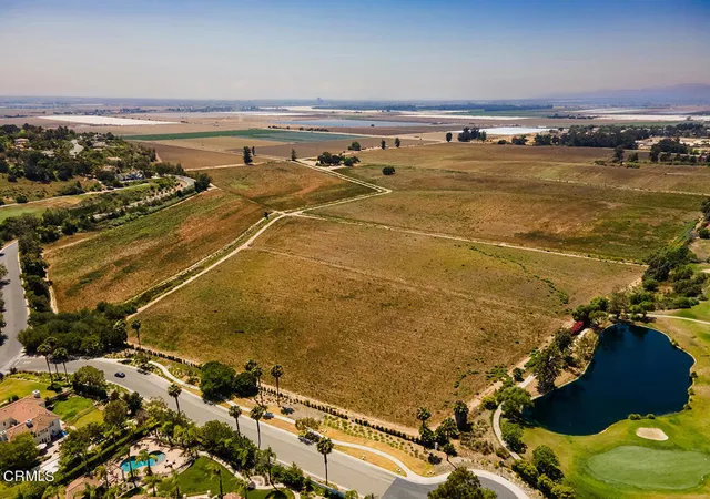 2nd image of 5624 Beardsley Rd, Camarillo, CA 93010 | MLS# V1-23559