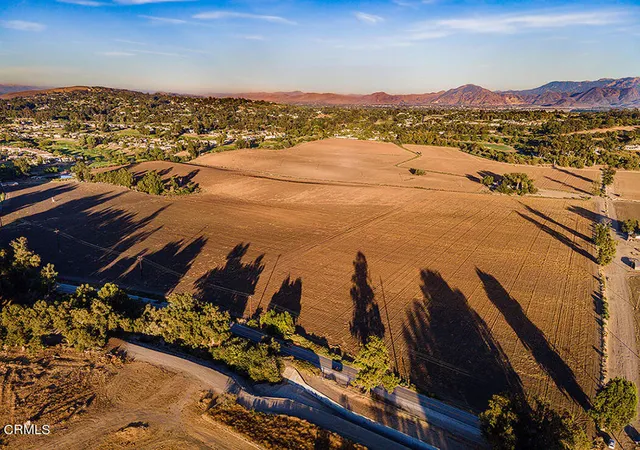 3rd image of 5624 Beardsley Rd, Camarillo, CA 93010 | MLS# V1-23559