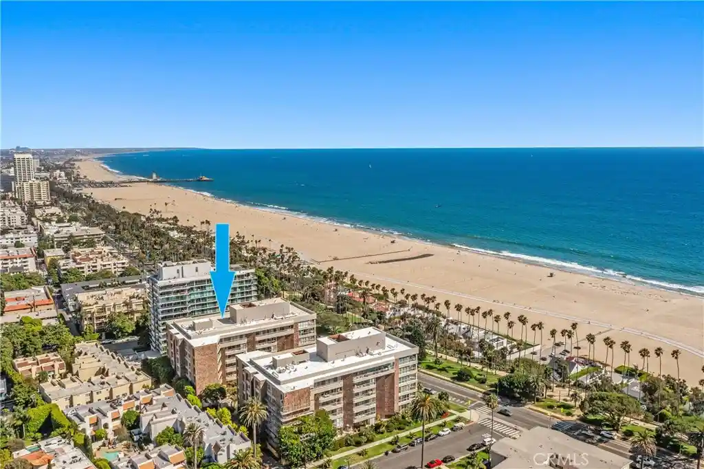 Listing Photo 1 - Condo for sale in 515 Ocean Ave located at 515 Ocean Ave, Santa Monica, CA 90402 - Unit #507S