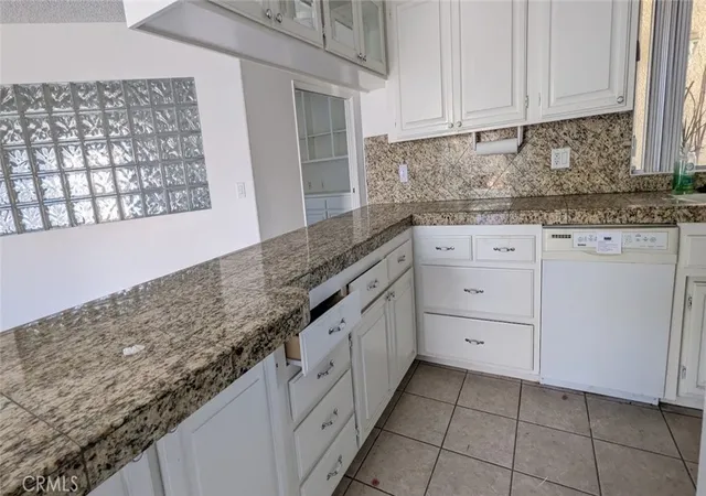 Photo 2 of Sale Pending at 9330 Oakmount Blvd, Desert Hot Springs, CA 92240 | MLS# IG25047840 | Listing updated on 2025-11-01
