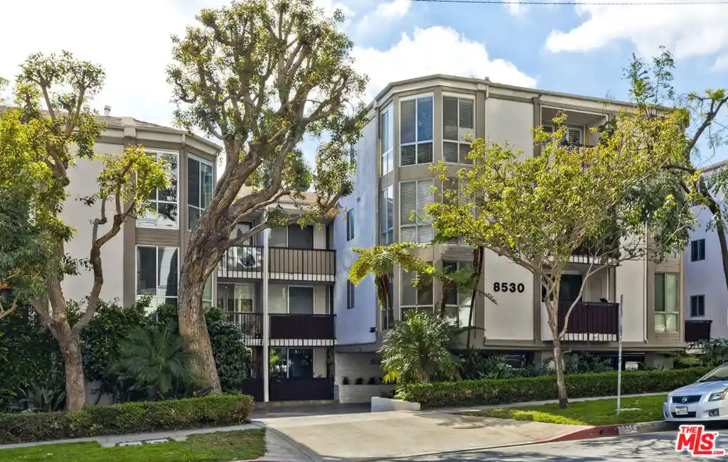 Listing Photo 1 - Condo for sale in 8530 Holloway Dr located at 8530 Holloway Dr, West Hollywood, CA 90069 - Unit #315