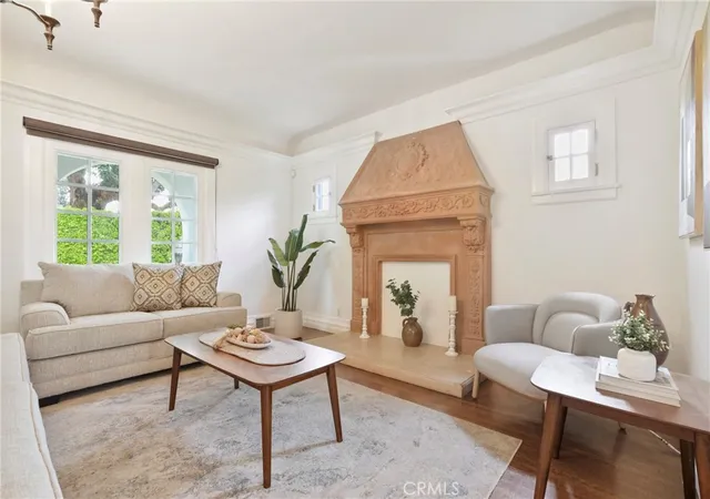 5th image of 1901 N Oxford Ave, Los Angeles, CA 90027 | MLS# PW25130374