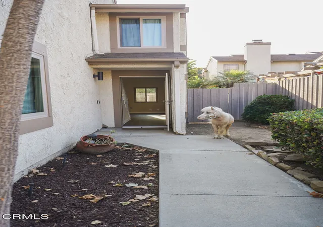 2nd image of 2321 Pima Ln, Ventura, CA 93001 | MLS# V1-30517