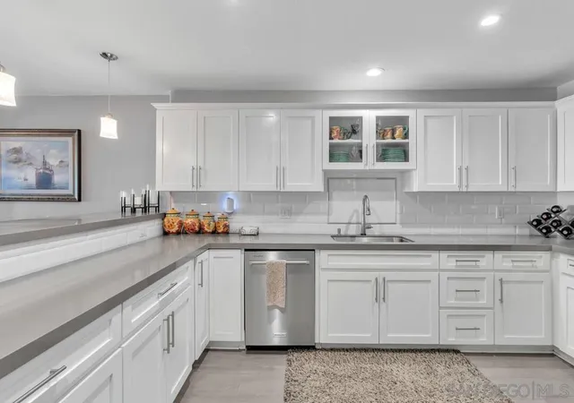 3rd image of 1456 Seacoast Dr, Imperial Beach, CA 91932