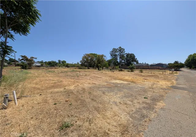 Photo 1 of Sale Pending at 561 Rustic Ln, Paradise, CA 95969 | MLS# SN25136352 | Listing updated on 2025-11-06