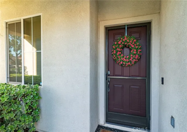 Photo 3 of Sale Pending at 28174 Glenside Ct, Menifee, CA 92584 | MLS# SW25167233 | Listing updated on 2025-11-04