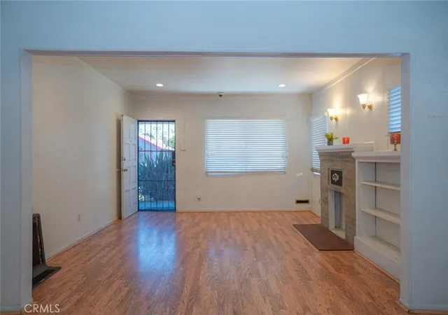 5th image of 7029 4Th Ave, Los Angeles, CA 90043 | MLS# DW25156572