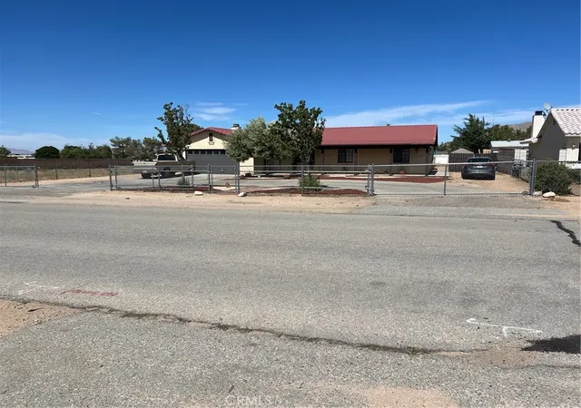Photo 1 of Sale Pending at 7697 Windsor Ave, Hesperia, CA 92345 | MLS# HD25176387 | Listing updated on 2025-11-04