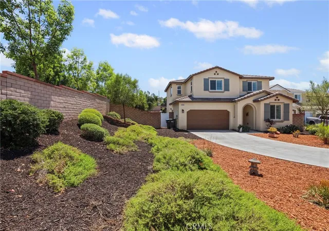 Photo 4 of Sale Pending at 30548 Carey Rd, Menifee, CA 92584 | MLS# SW25177240 | Listing updated on 2025-11-04