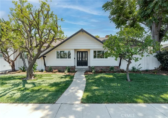 Homes for sale in Northridge, CA | 19834 Gresham St, Northridge, CA 91324 | MLS# SR25181935