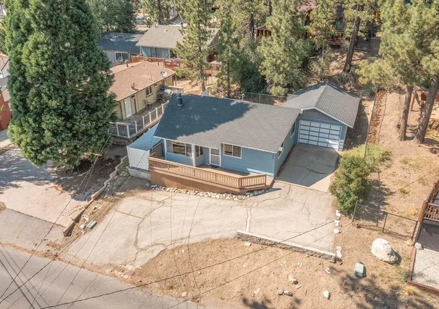 3rd image of 42920 Sunset Dr, Big Bear Lake, CA 92315 | MLS# 219134005PS