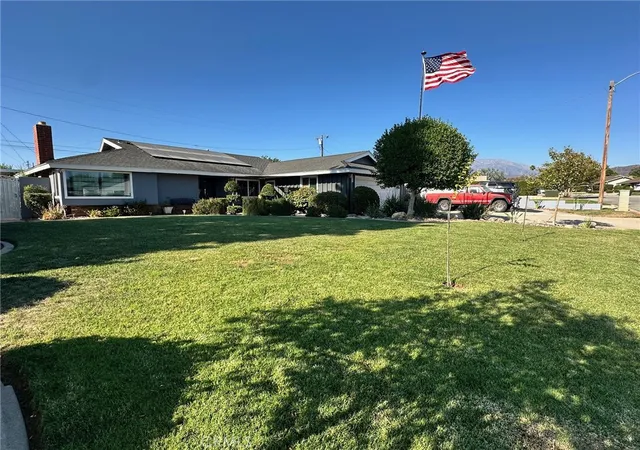 Homes for sale in Calimesa, CA | 372 Sandalwood Dr, Calimesa, CA 92320 | MLS# IV25187362