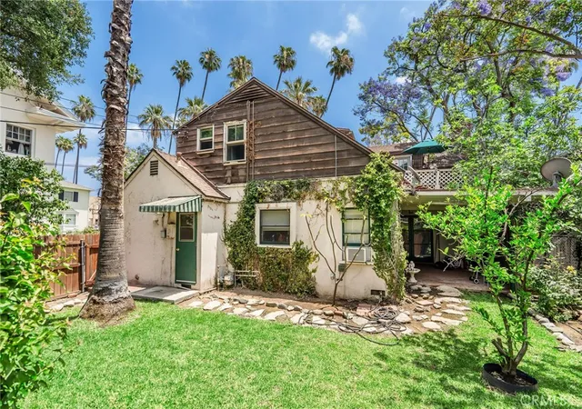 Listing Photo 5 - Condo for sale in building located at 467 S El Molino Ave, Pasadena, CA 91101