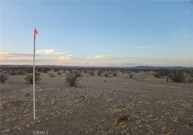 4th image of 34 Panamint Trl, Helendale, CA 92342 | MLS# HD25235570