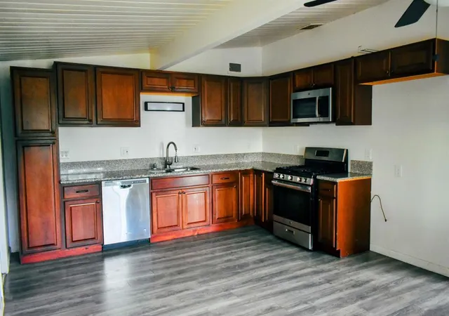 3rd image of 9726 Ivanho St, Spring Valley, CA 91977 | MLS# 250041310SD