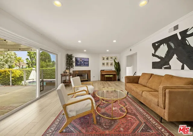 4th image of 4135 Picasso Ave, Woodland Hills, CA 91364 | MLS# 25604371