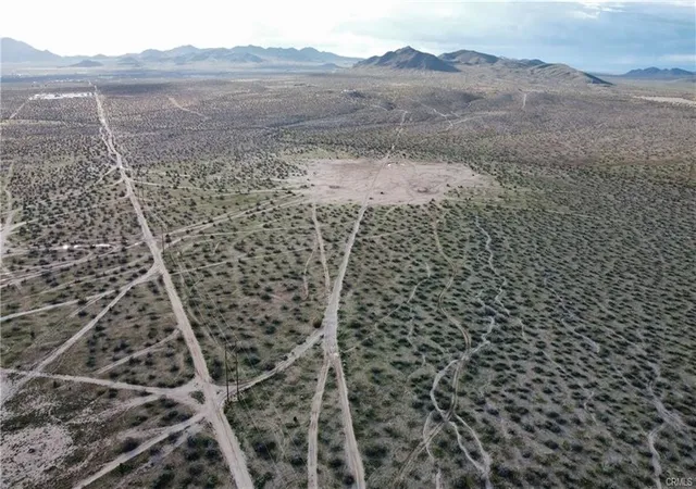 Photo 6 of Land for sale at 0 Kimshew St, Apple Valley, CA 92307 | MLS# SW25247809 | Listing updated on 2025-11-05