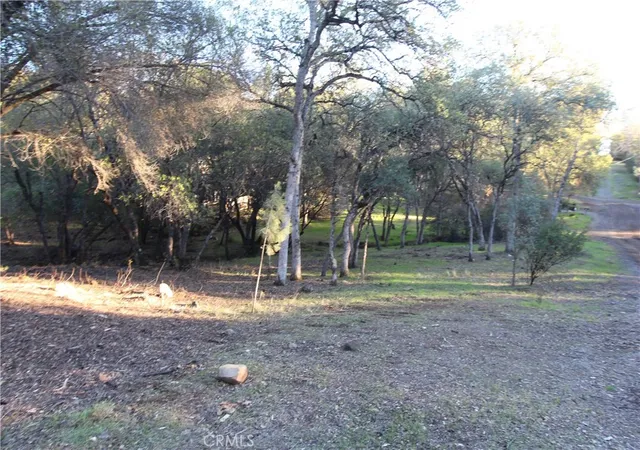 2nd image of 6157 Armijo Ave, Clearlake, CA 95422 | MLS# LC21250860