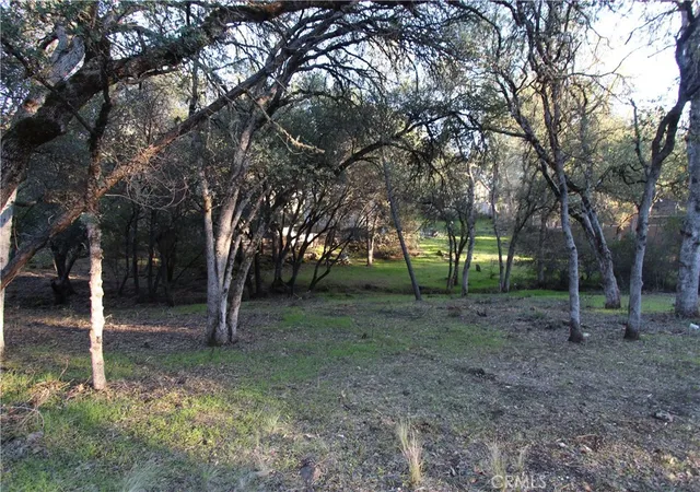 3rd image of 6157 Armijo Ave, Clearlake, CA 95422 | MLS# LC21250860