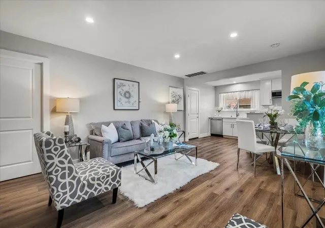 Photo 3 of Sale Pending at 119121 Verde Ct, Los Gatos, CA 95032 | MLS# ML81874543 | Listing updated on 2026-06-27