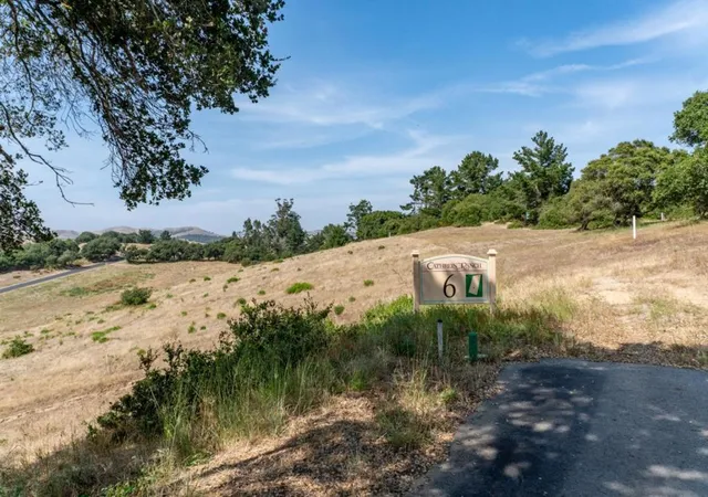 3rd image of 20565 Cathrein Ct, Salinas, CA 93907 | MLS# ML81877228