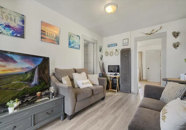 Photo 3 of House for sale at 309 Jefferson St, Watsonville, CA 95076 | MLS# ML81885886 | Listing updated on 2024-09-30