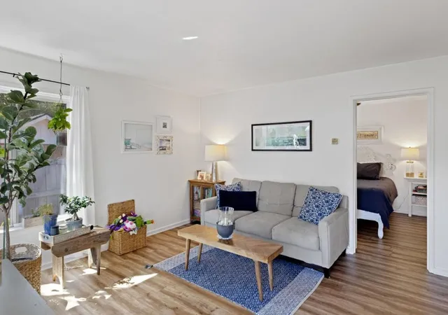 Listing Photo 4 - Condo for sale in building located at 635637 2nd St, Pacific Grove, CA 93950