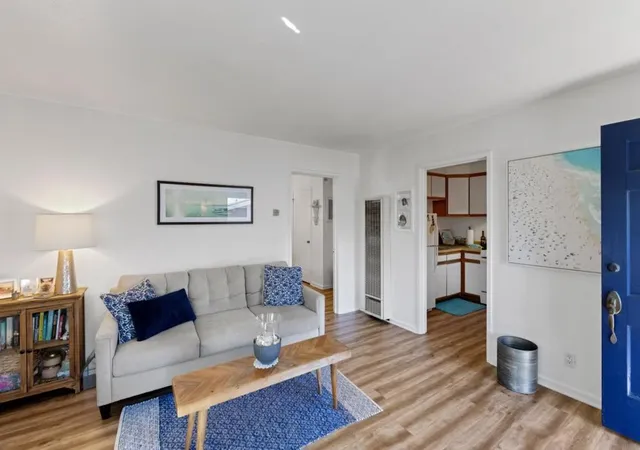 Listing Photo 5 - Condo for sale in building located at 635637 2nd St, Pacific Grove, CA 93950