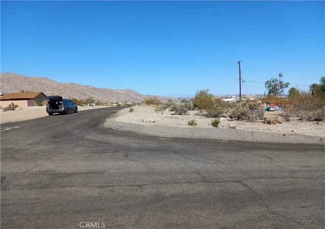 Homes for sale in 29 Palms, CA | 29 Sahara Ave, 29 Palms, CA 92277 | MLS# JT22141138