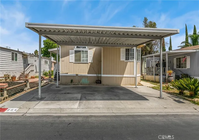 Photo 3 of Manufactured home for sale at 1855 Riverside Dr #264, Ontario, CA 91761 | MLS# CV22180858 | Listing updated on 2025-01-15