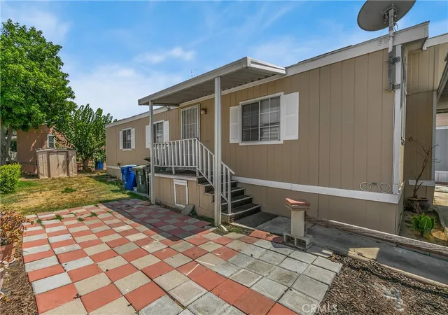 Photo 3 of Manufactured home for sale at 1855 Riverside Dr #264, Ontario, CA 91761 | MLS# CV22180858 | Listing updated on 2025-01-15