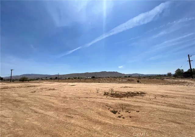 4th image of 0 Viento Rd, Apple Valley, CA 92308 | MLS# CV22206473
