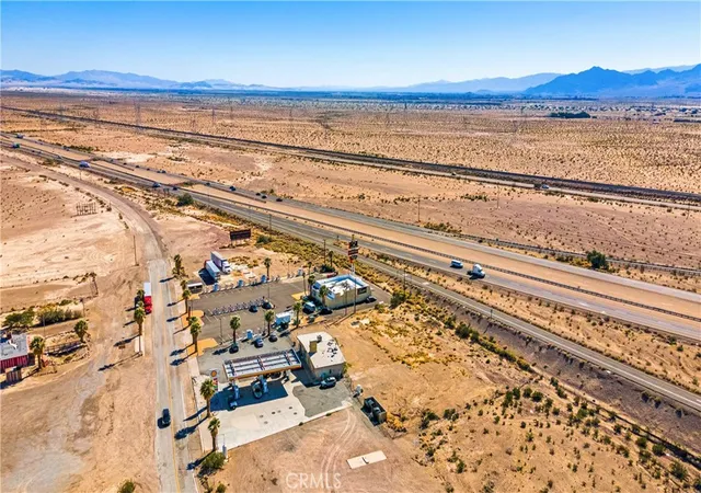 3rd image of 17 Yermo Rd, Yermo, CA 92398 | MLS# EV22210134