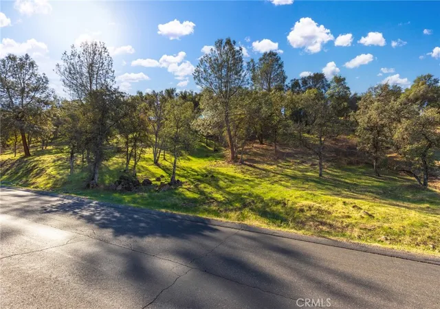 2nd image of 3395 Shallow Springs, Chico, CA 95928 | MLS# SN22219077