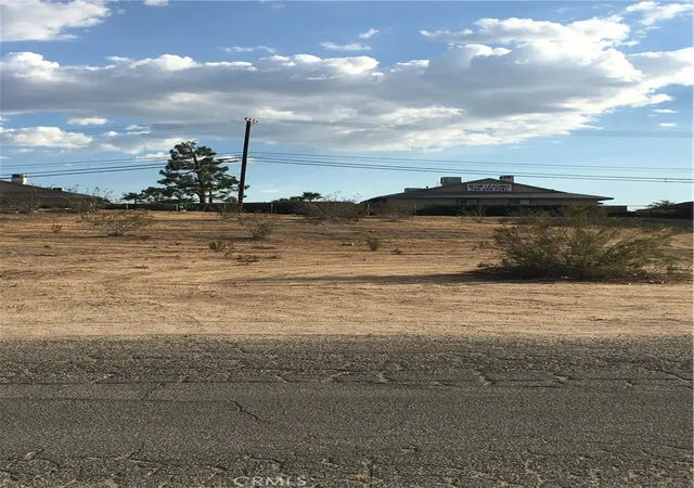 Photo 1 of Land for sale at 0 Outer Bear Valley Rd, Hesperia, CA 92345 | MLS# HD22221154 | Listing updated on 2026-09-01