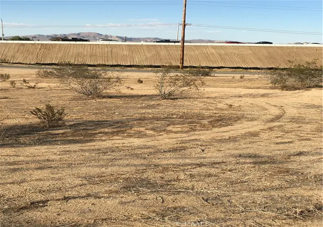 Photo 3 of Land for sale at 0 Outer Bear Valley Rd, Hesperia, CA 92345 | MLS# HD22221154 | Listing updated on 2026-09-01