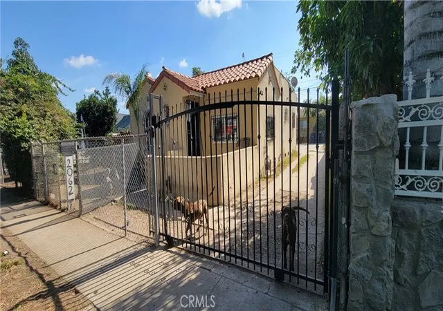 Photo 3 of Sale Pending at 2062 E Hatchway St, Compton, CA 90222 | MLS# IN22229493 | Listing updated on 2026-07-15
