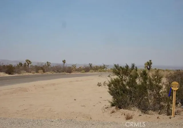 5th image of 0 Bear Valley / Duncan Rd, Victorville, CA 92371 | MLS# HD22234467