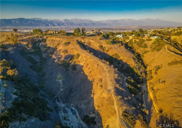 5th image of 2368 Lupin Hill Rd, La Habra Heights, CA 90631 | MLS# DW22242449