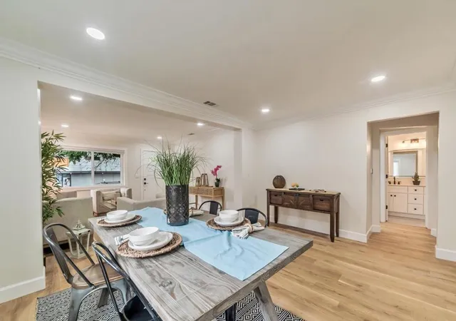 Photo 4 of House for sale at 54 W Reed St, San Jose, CA 95110 | MLS# ML81916177 | Listing updated on 2024-09-30