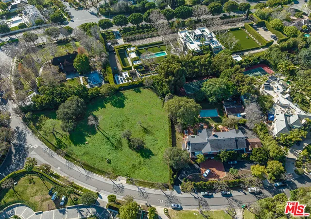 Photo 1 of Land for sale at 602 Mountain Dr, Beverly Hills, CA 90210 | MLS# 23233044 | Listing updated on 2024-12-05