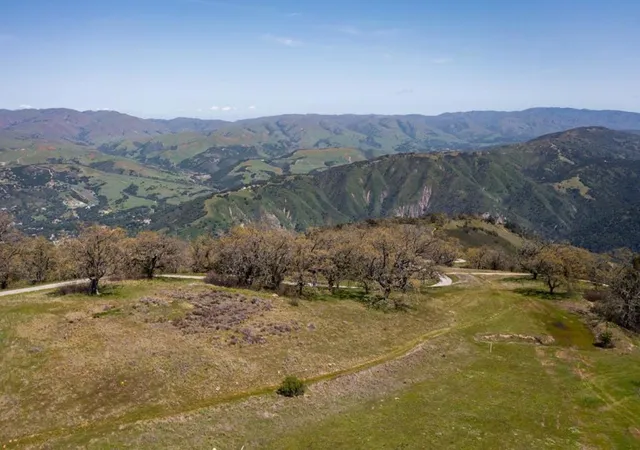 3rd image of 26 Long Ridge Trl, Carmel, CA 93923 | MLS# ML81920853