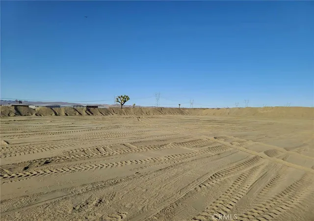 1st image of 15972 El Esteban Rd, Phelan, CA 92371 | MLS# CV23072016