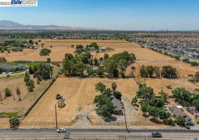 2nd image of 6381 Sellers Ave, Oakley, CA 94561 | MLS# 41030774