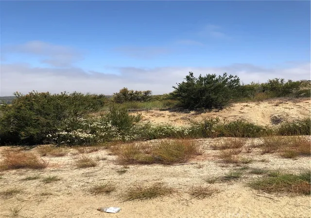 3rd image of 61 Madera Dr, Hemet, CA 92544 | MLS# SW23122633