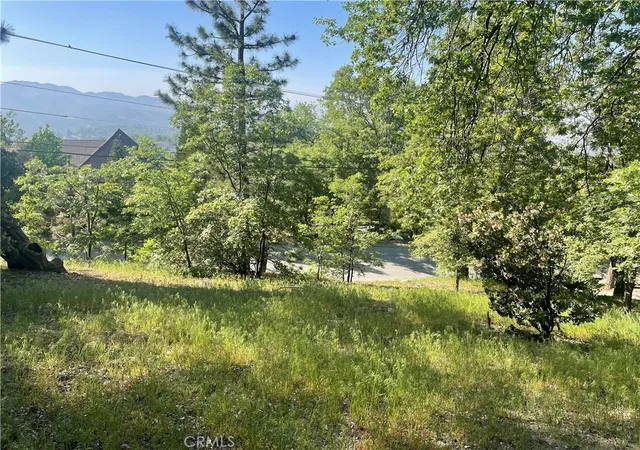 4th image of 0 Banff Dr, Lake Arrowhead, CA 92352 | MLS# RW23087541