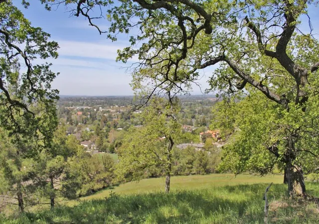 Photo 4 of Single family home for sale at 170 Twin Oaks Dr, Los Gatos, CA 95032 | MLS# ML81937235 | Listing updated on 2026-09-11