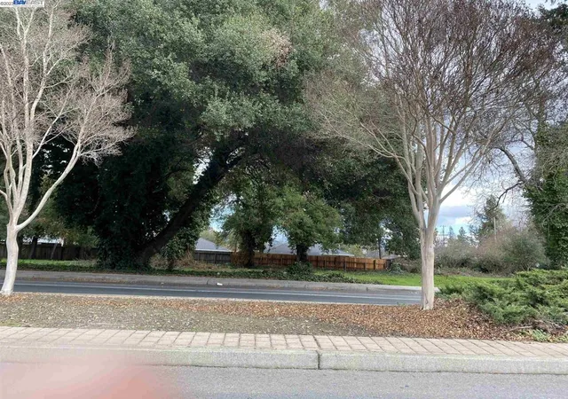 4th image of 1698 D Street, Napa, CA 94559 | MLS# 41037122