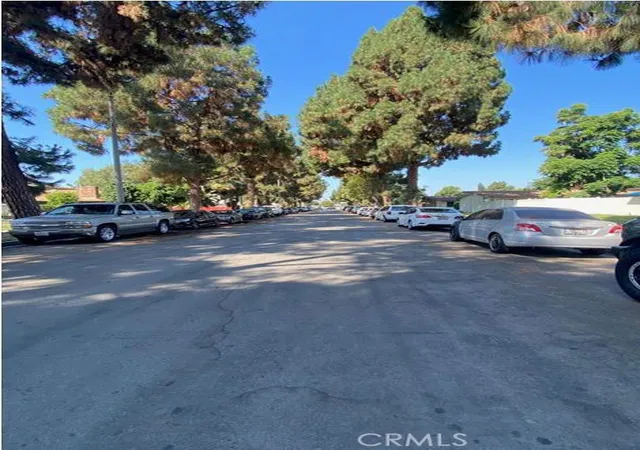 2nd image of 625 701 W Provential Dr W, Anaheim, CA 92805 | MLS# AR23160499